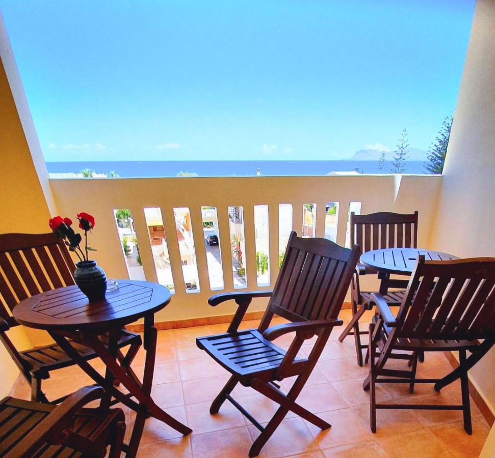 Kalimera Hotel Агия-Марина Экстерьер фото