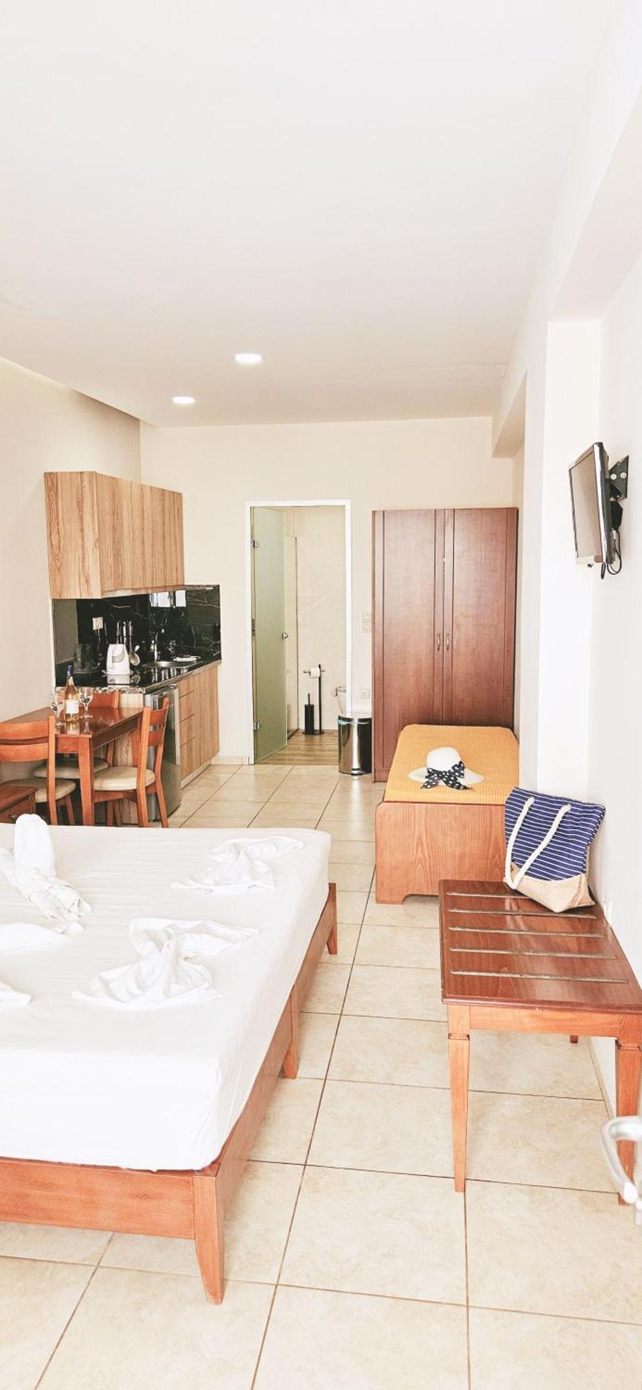 Kalimera Hotel Агия-Марина Экстерьер фото